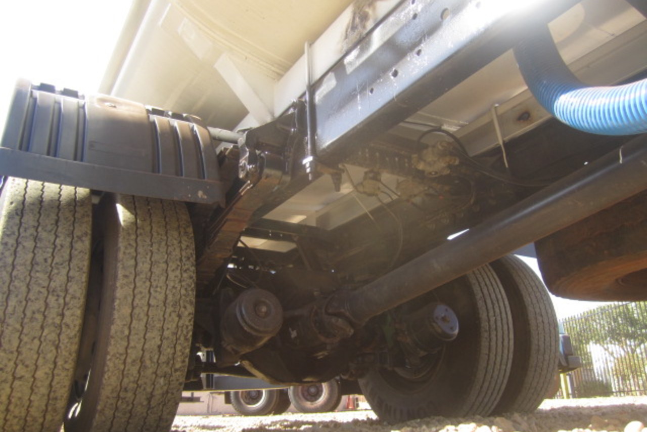 Mercedes Benz MB 1718 - 10/10 18