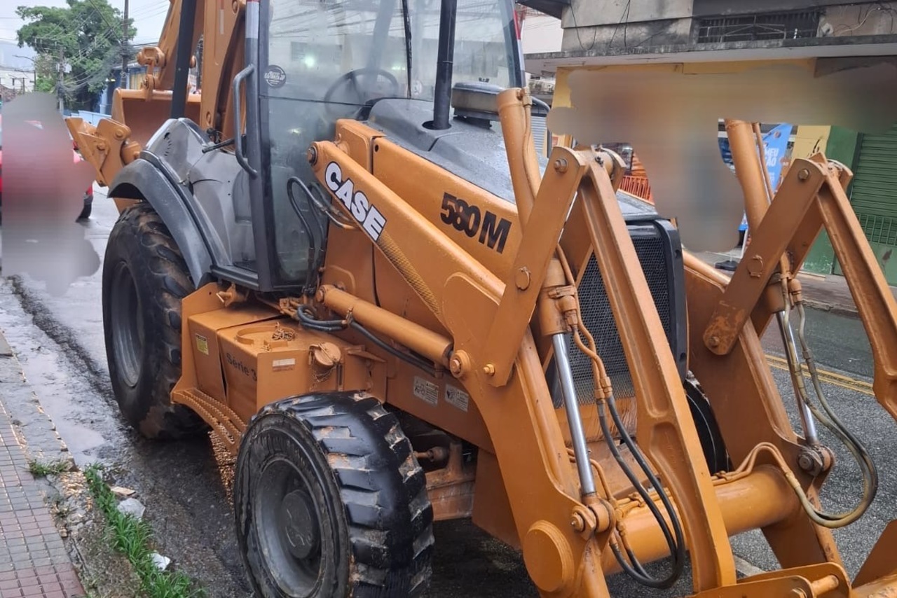 Case 580M - 09/09 2
