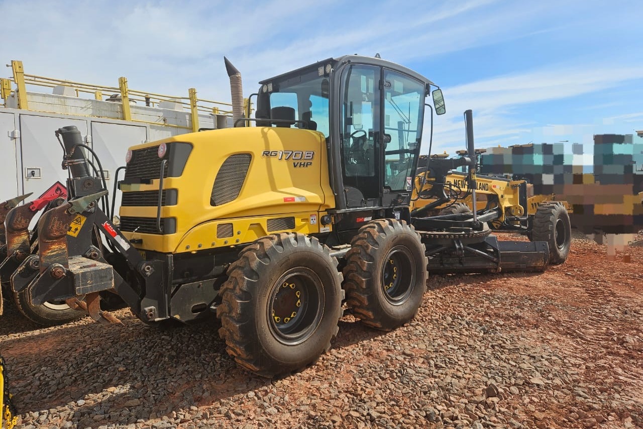 New Holland RG170 - 18/18 3
