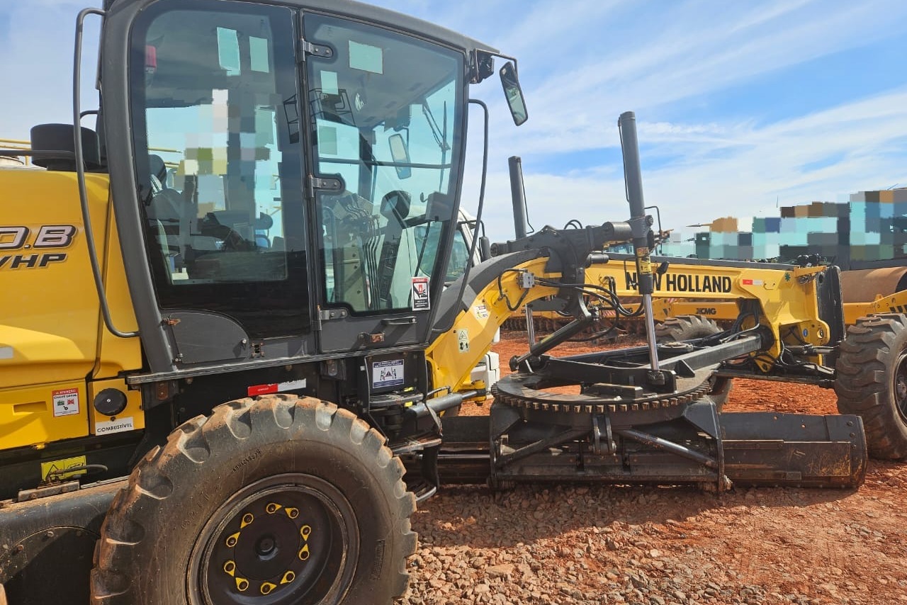 New Holland RG170 - 18/18 5