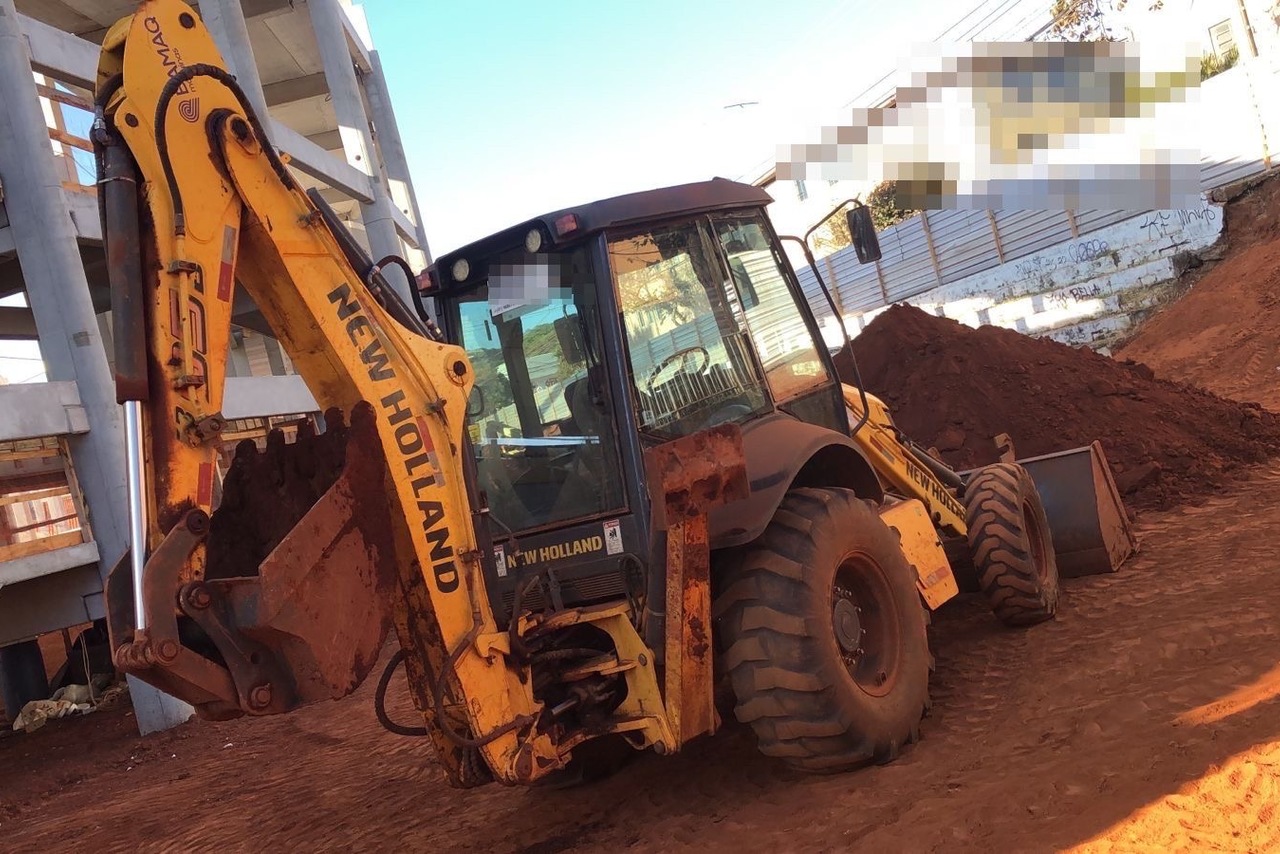 New Holland B95B -  6