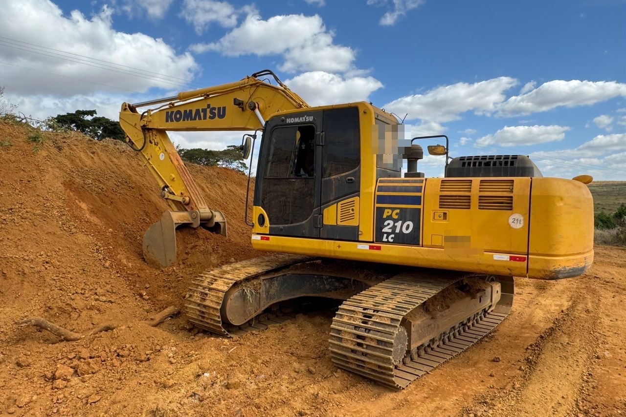 Komatsu PC210 - 20/20 4