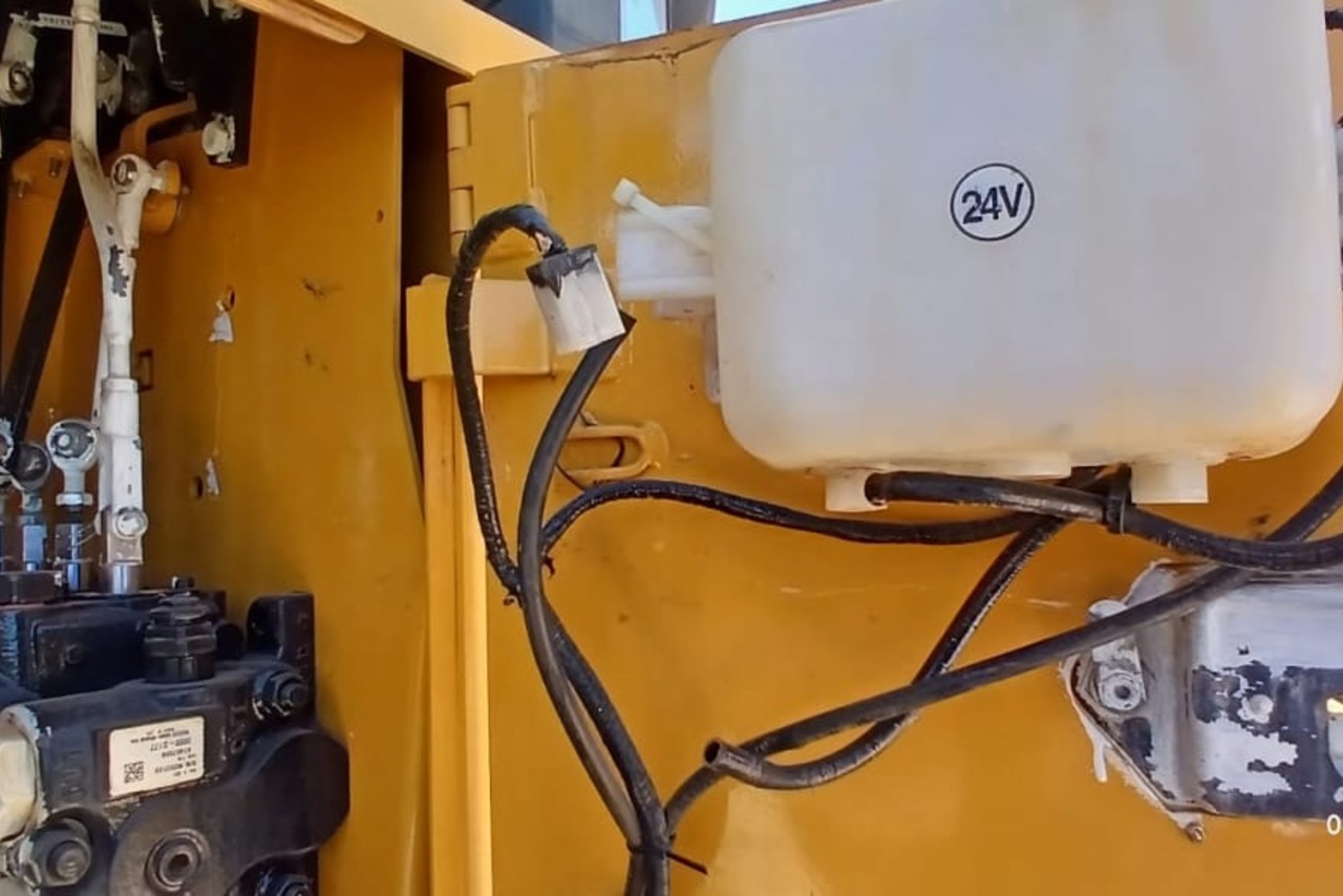 John Deere 700J - 21/21 11