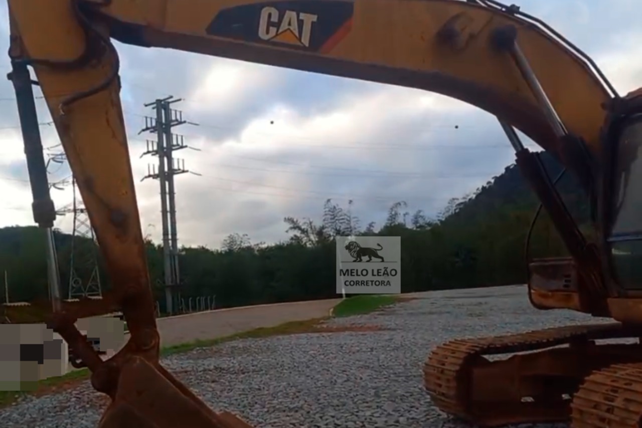 Caterpillar 320D2 - 17/17 4