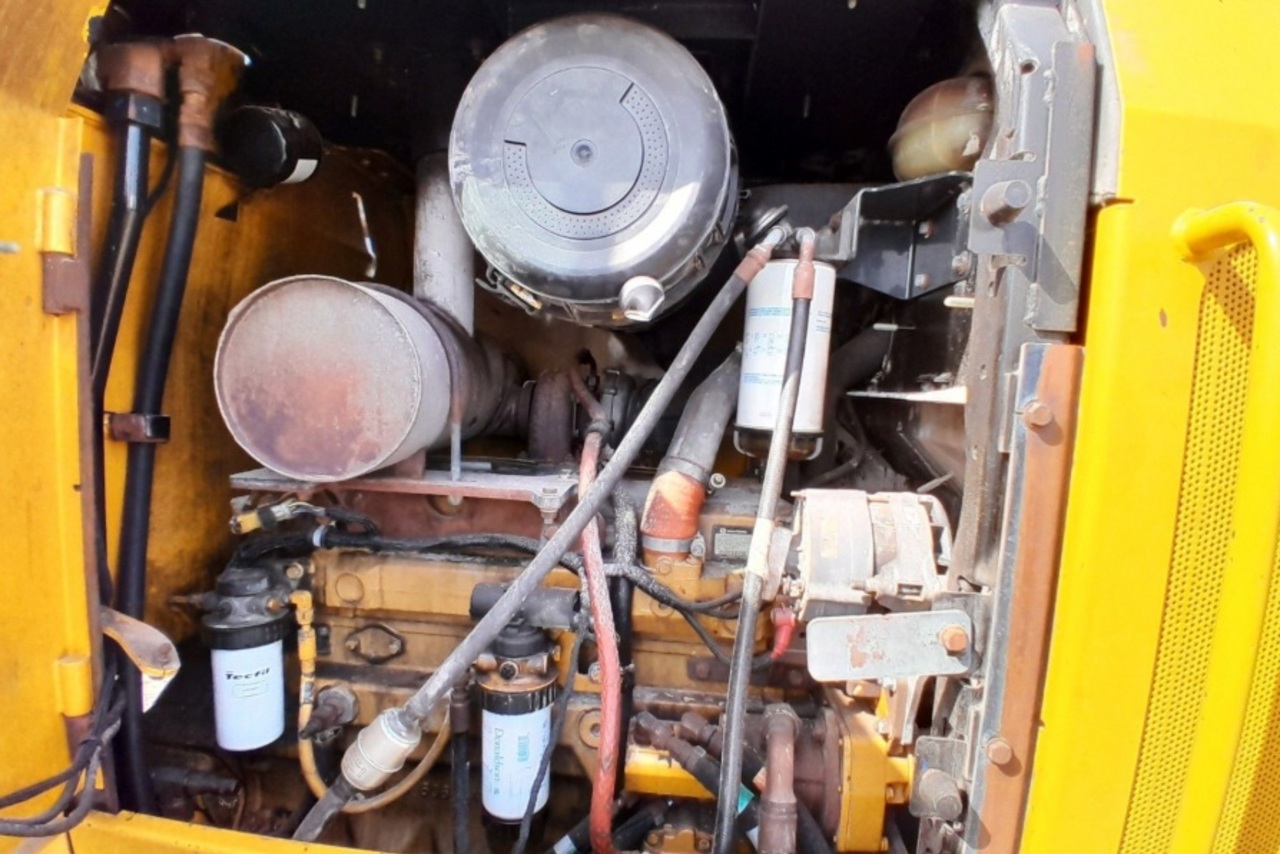 John Deere 524K - 21/21 10