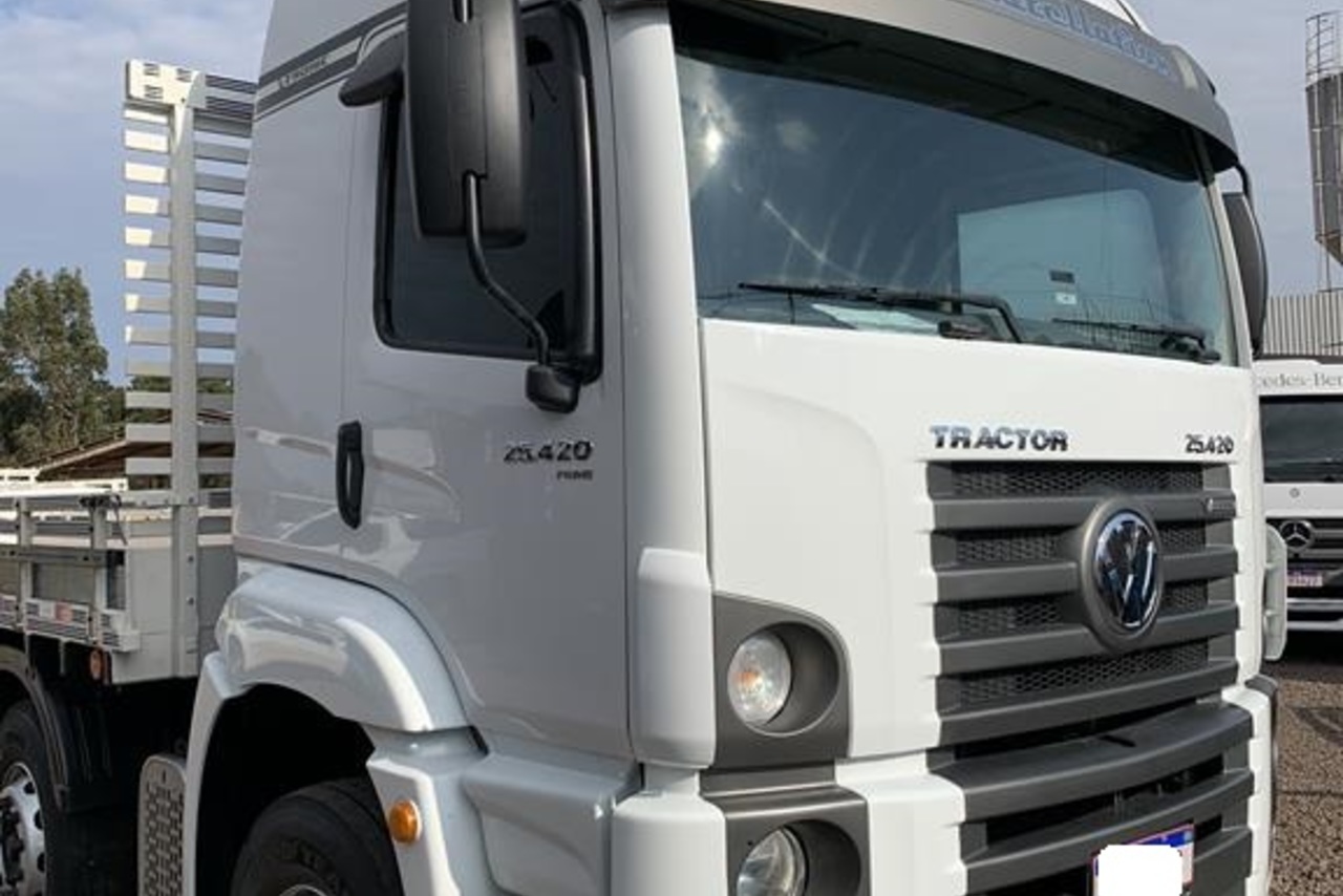 Volkswagen VW 25420 Constellation 6x2 - 18/19 2