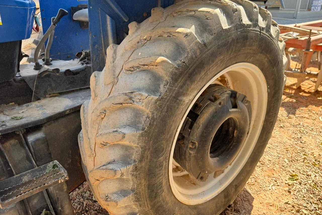 New Holland 7630 - 09/09 8