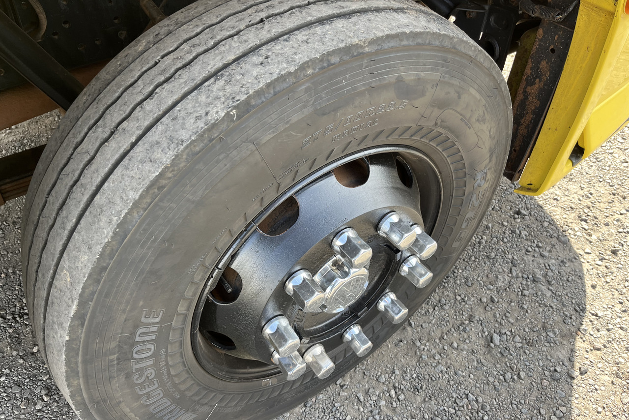 Volkswagen 24-250 E Constellation 3-Eixos - 11/12 6
