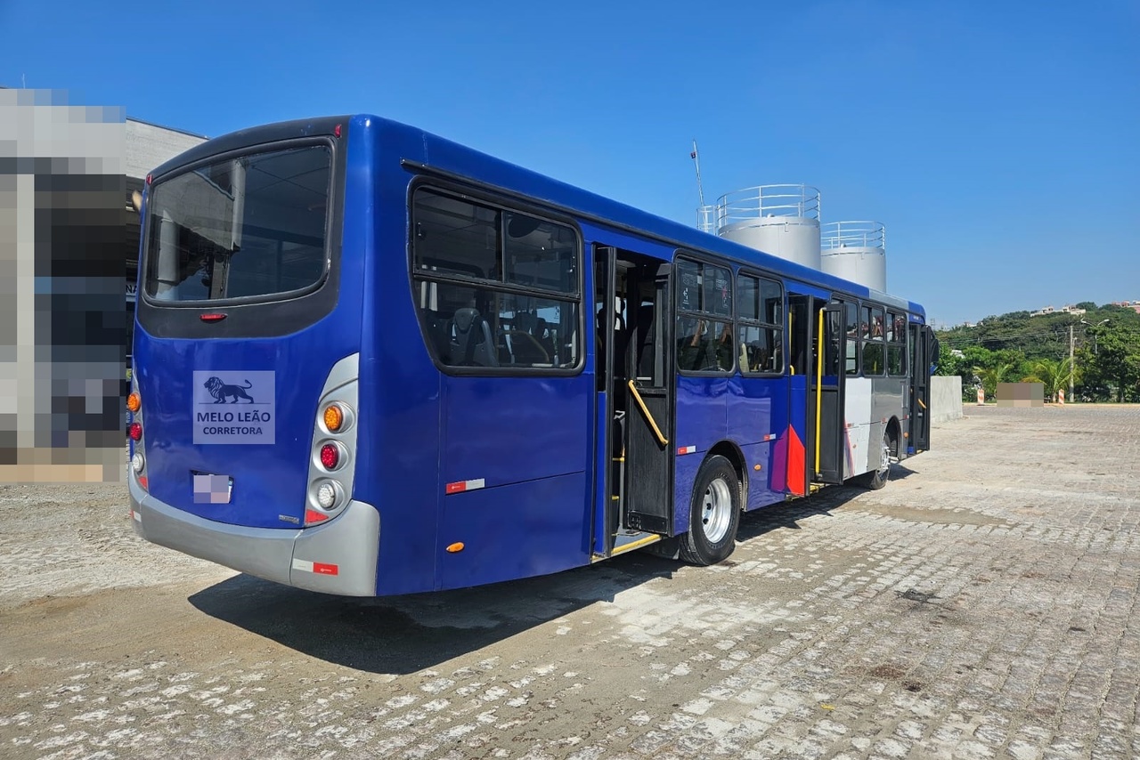 Mercedes Benz Urbano - 13/13 15