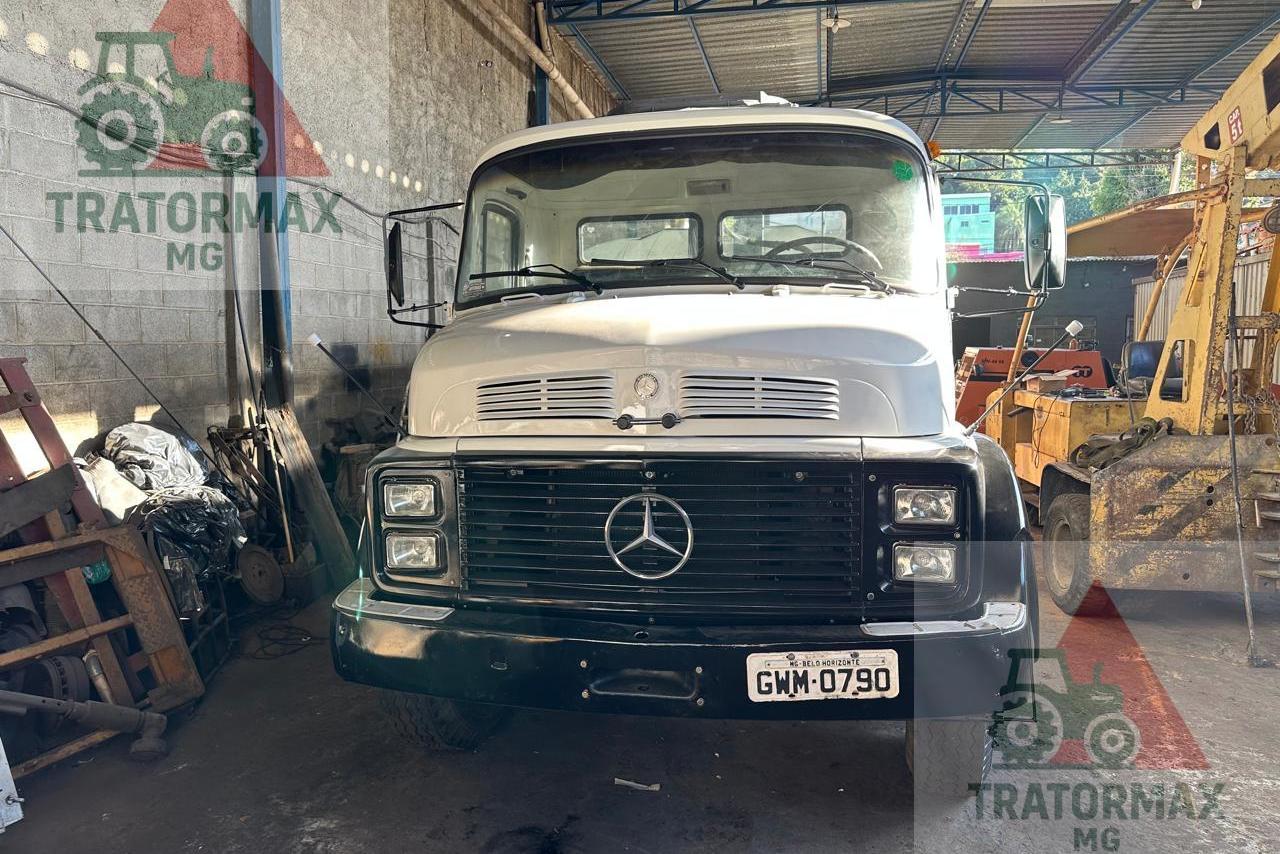 Mercedes Benz MB 1520 - 89/90 5