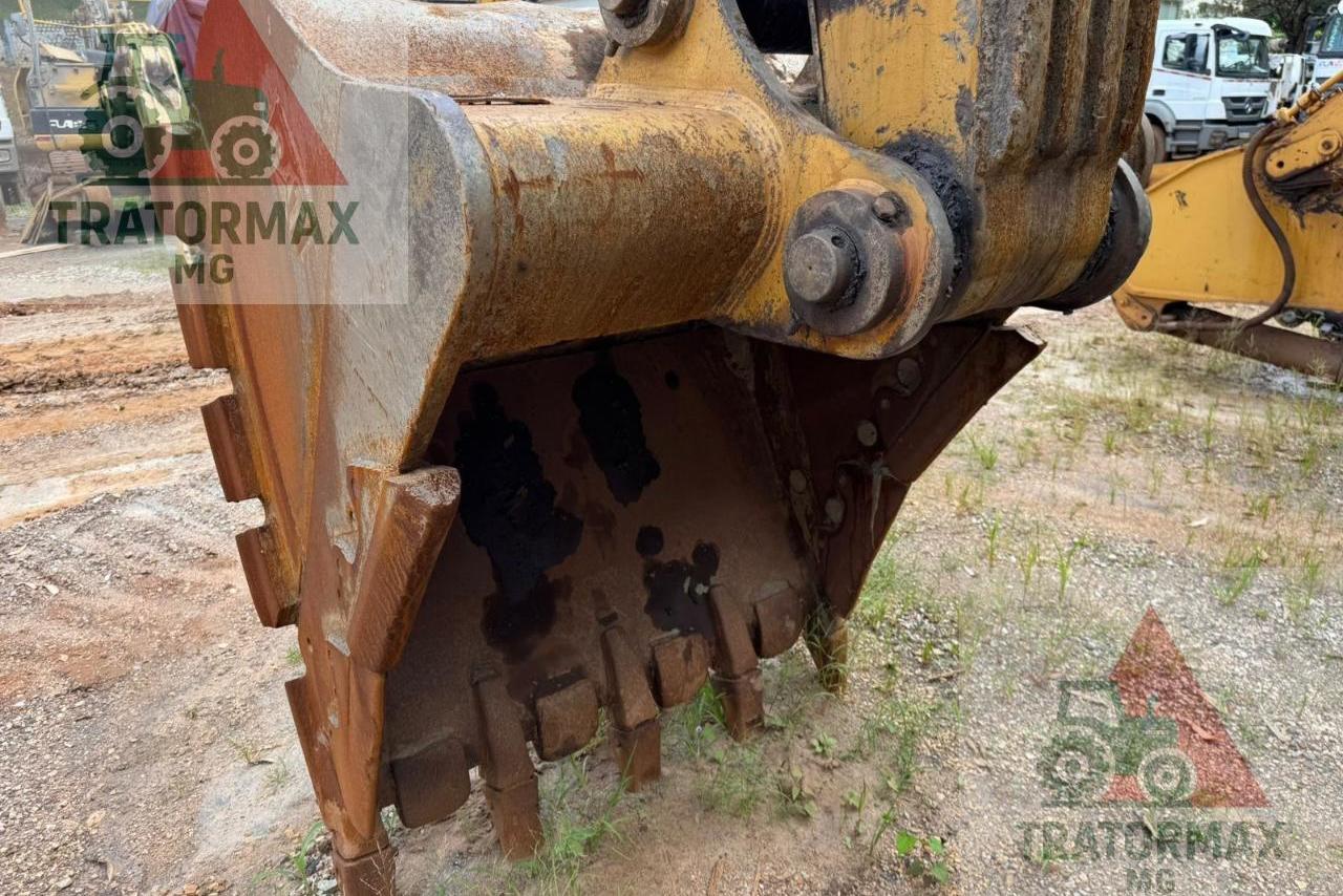 Caterpillar 320 D2L - 16/16 6