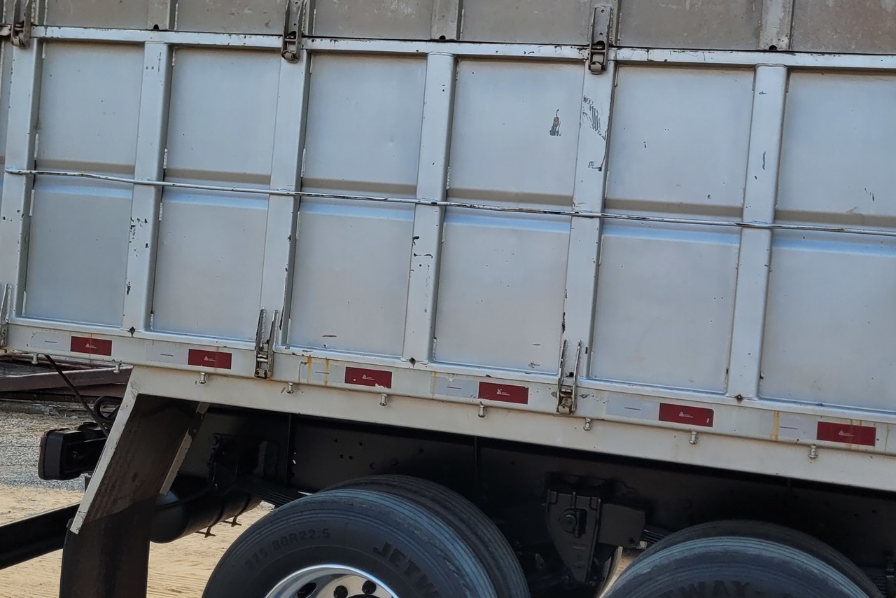 Ford Cargo2428 - 10/11 3