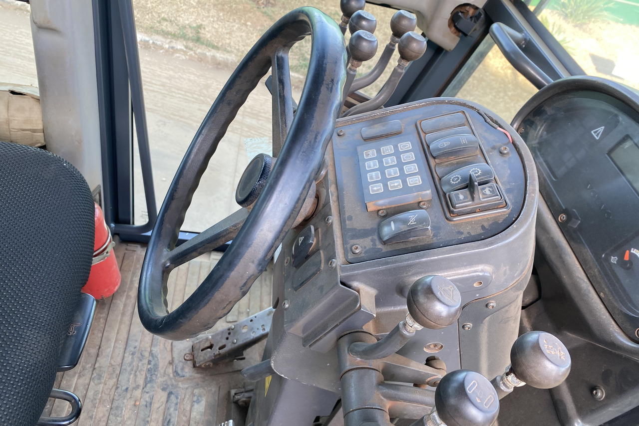 Volvo G930 - 12/12 7