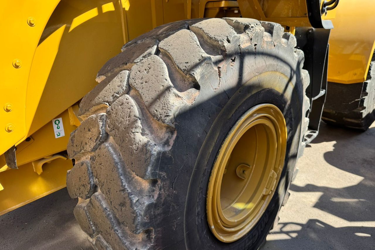 Caterpillar 950L - 19/20 8