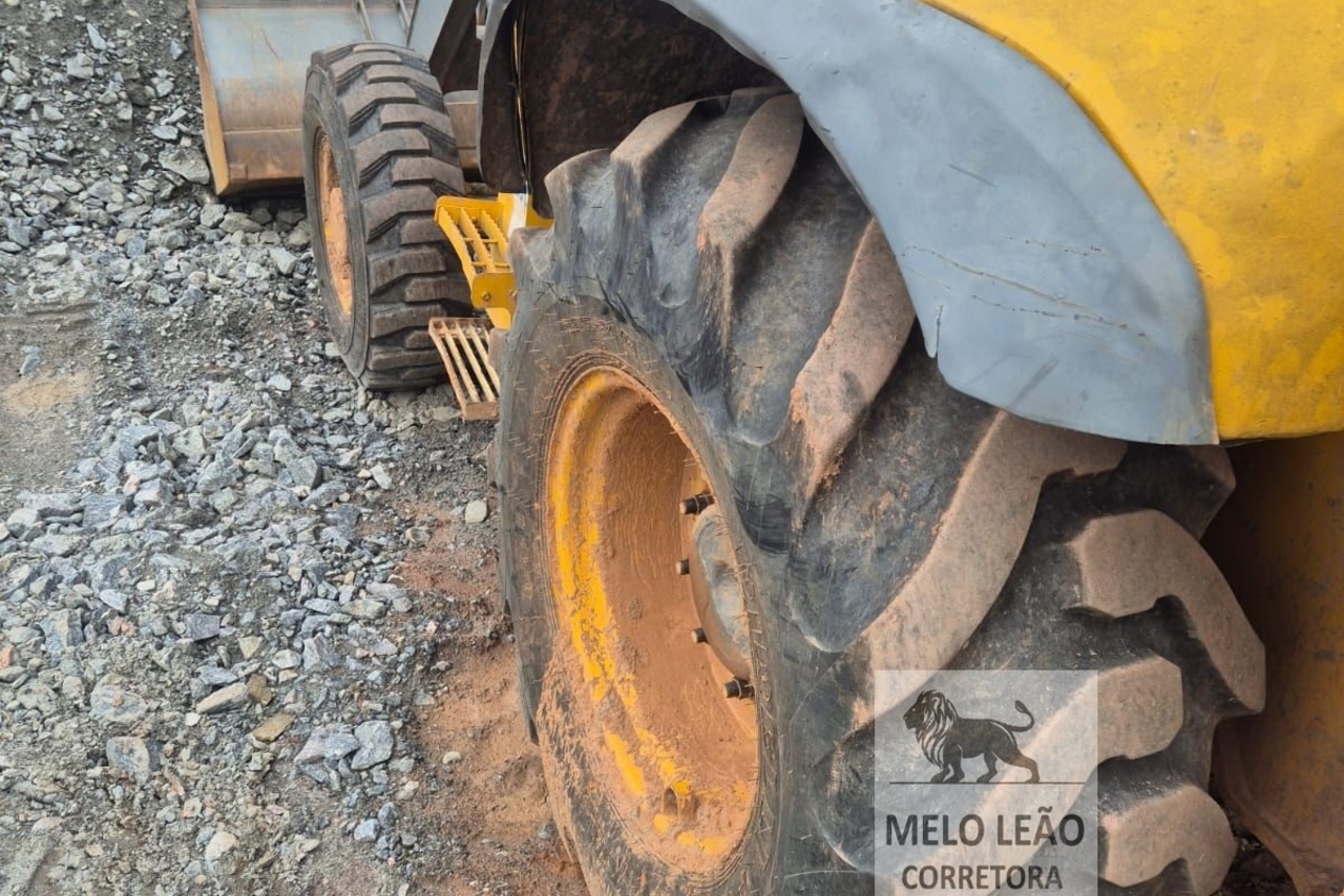Volvo BL70B - 13/13 4