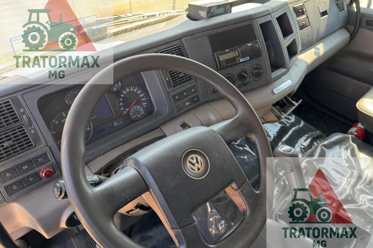 Volkswagen 31-330 E Constellation 6x4 - 19/19 8
