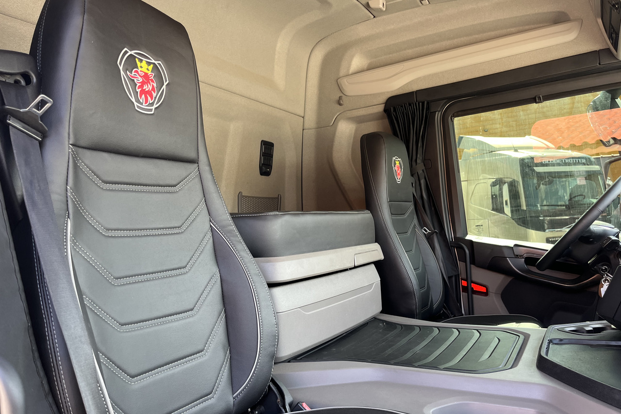 Scania P360 - 21/21 10