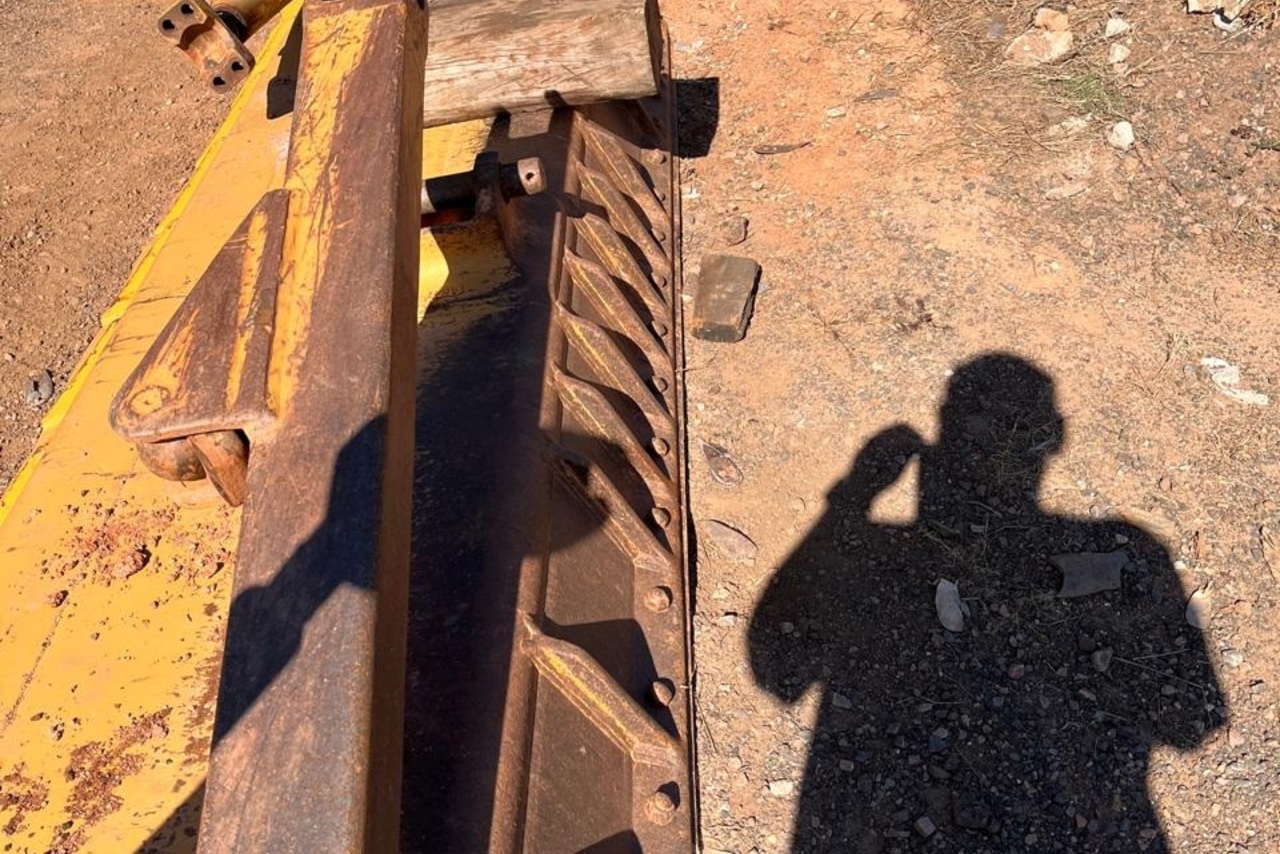 Caterpillar D6D - 85/85 6