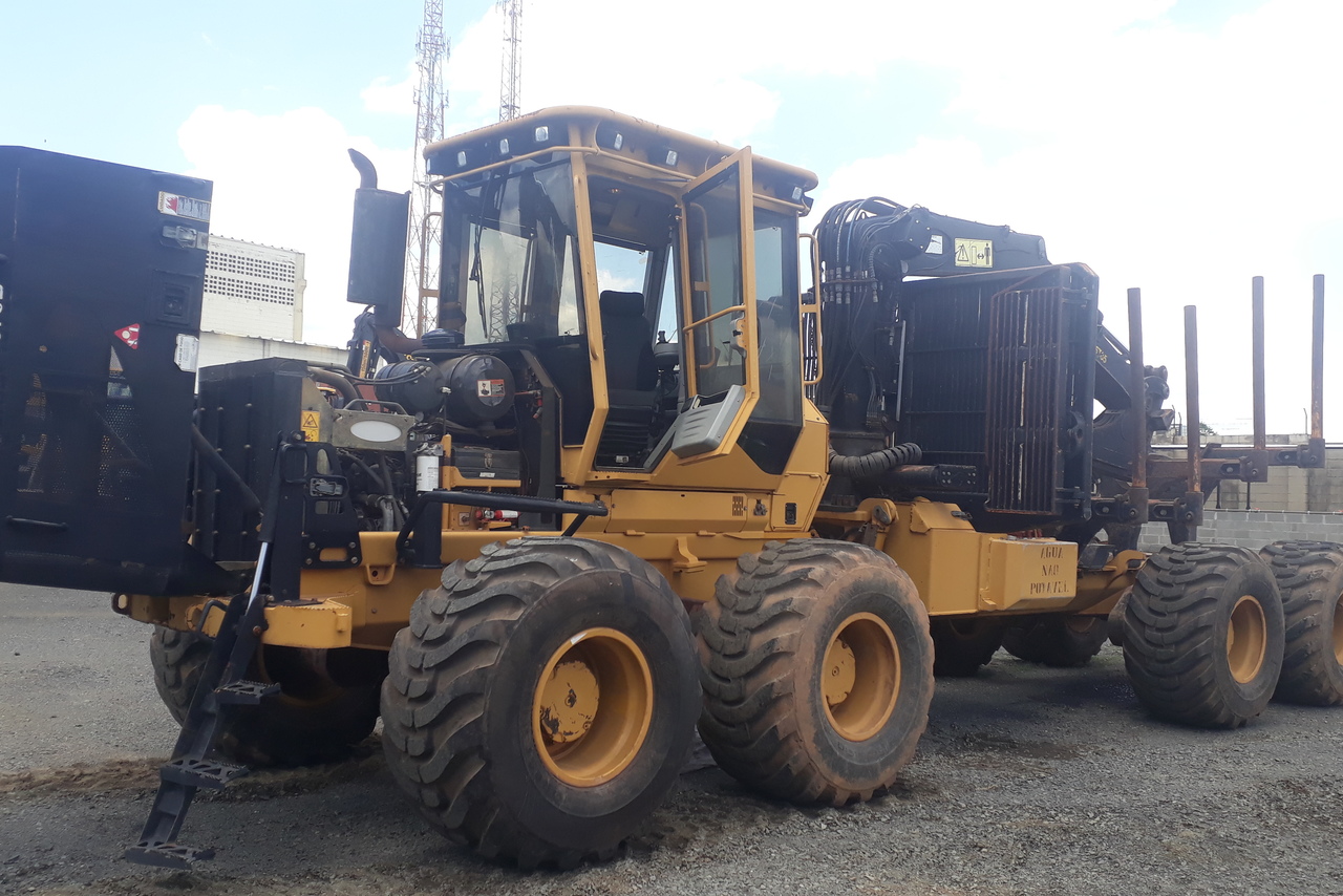 Tigercat 1075B - 15/15 4