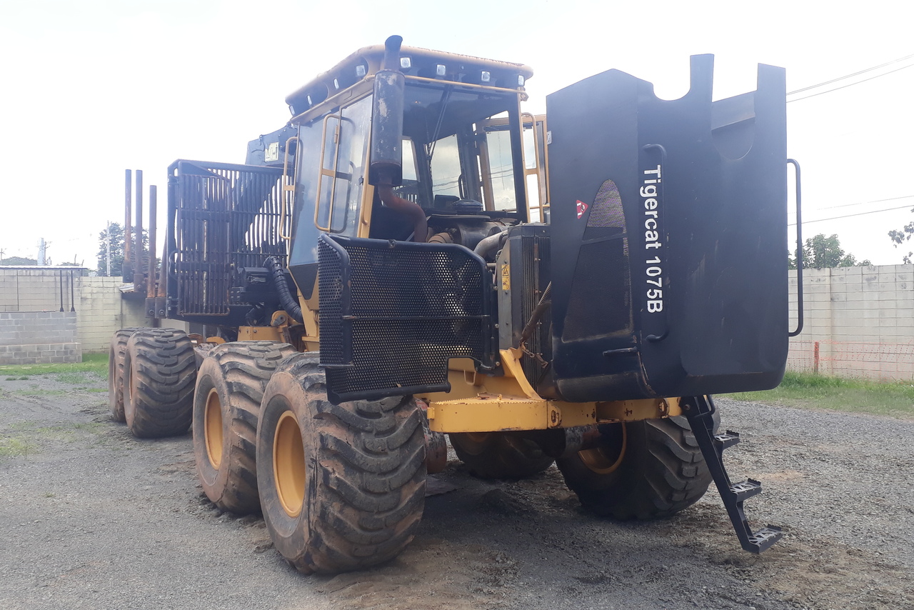 Tigercat 1075B - 15/15 5