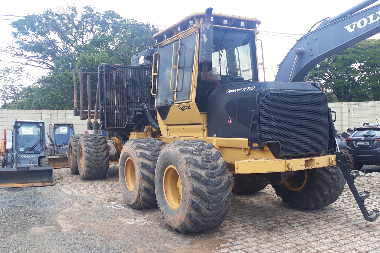 Tigercat 1075B - 15/15 11