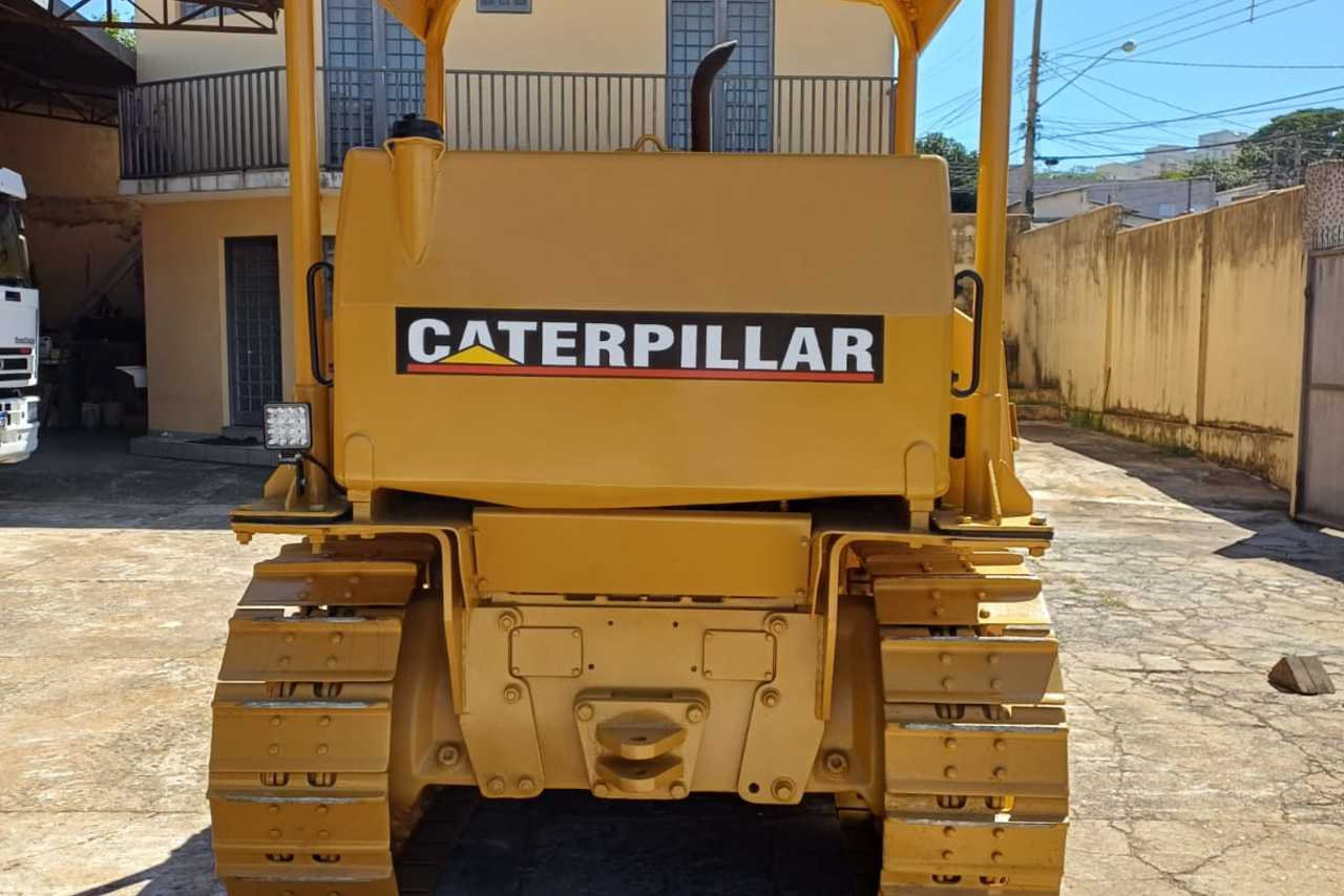 Caterpillar D4E - 83/83 6