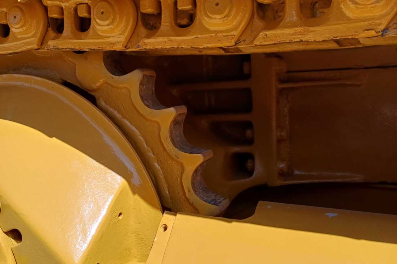 Caterpillar D4E - 83/83 7