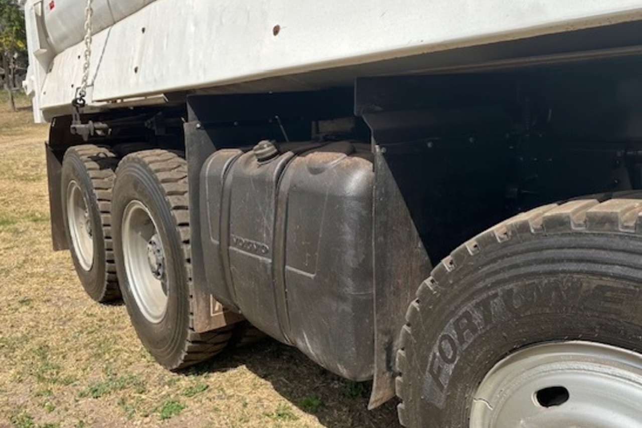 Volvo FMX 500 8x4 Euro 5 - 22/22 7