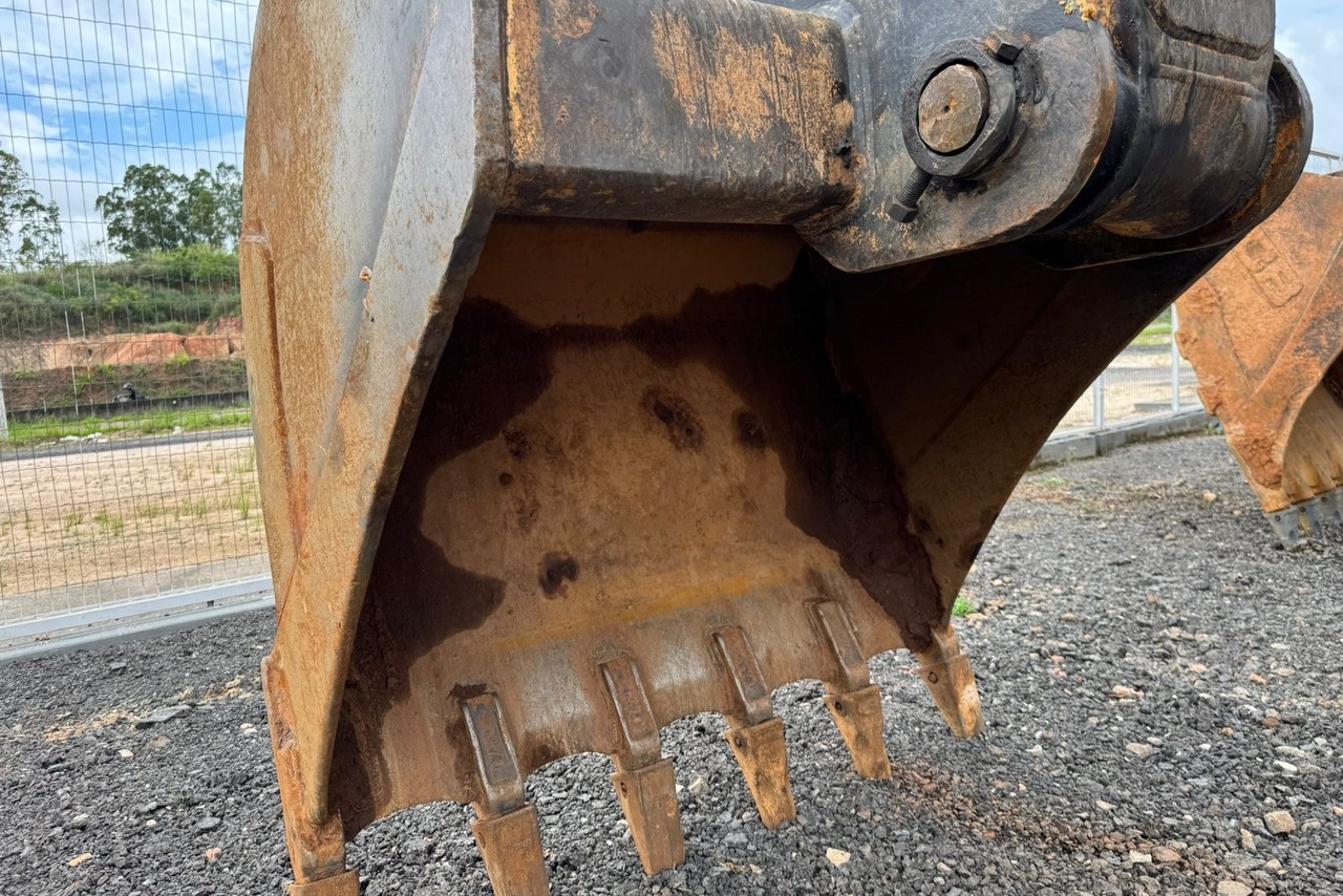 JCB JS220LC - 19/19 5