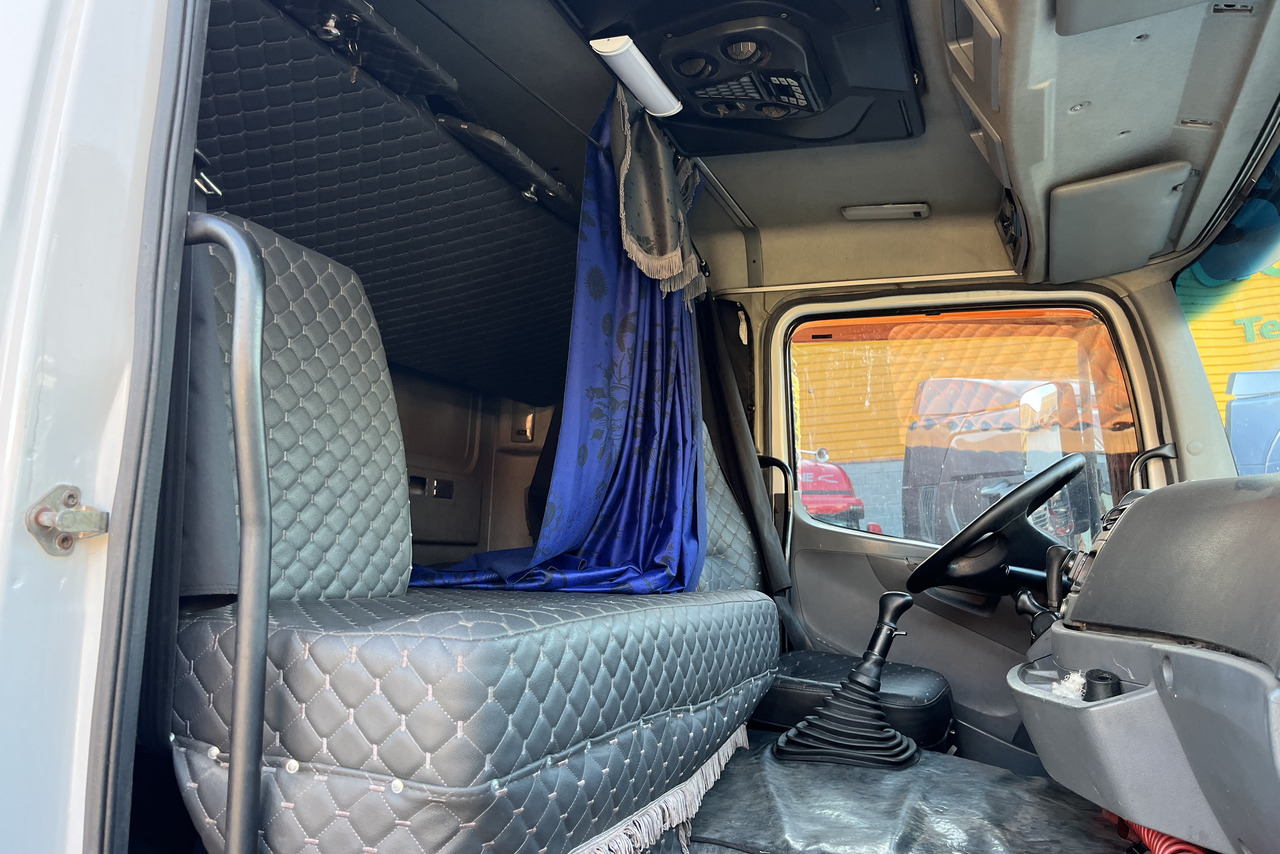Mercedes Benz Axor 2040 - 05/05 10