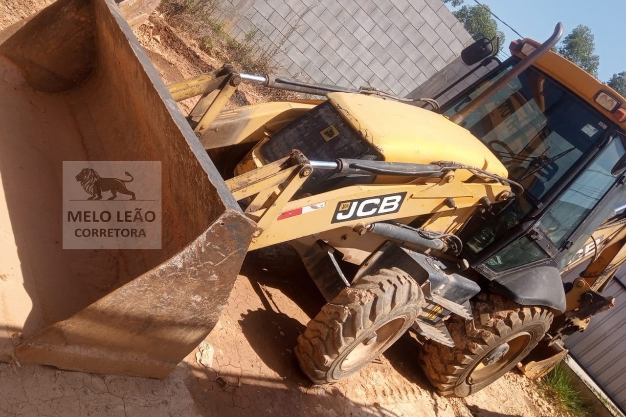 JCB 3C -  11