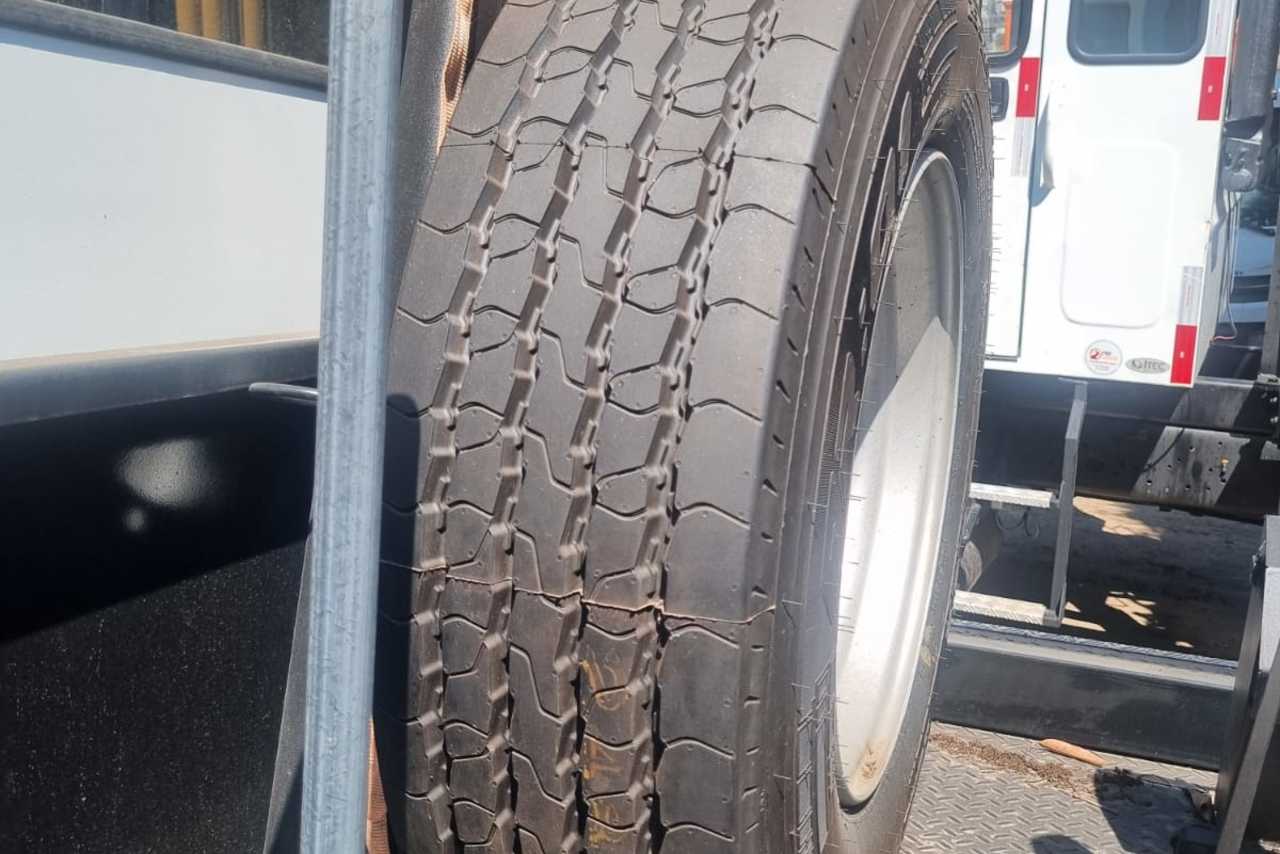 Volkswagen 11-180 Delivery  - 24/25 5