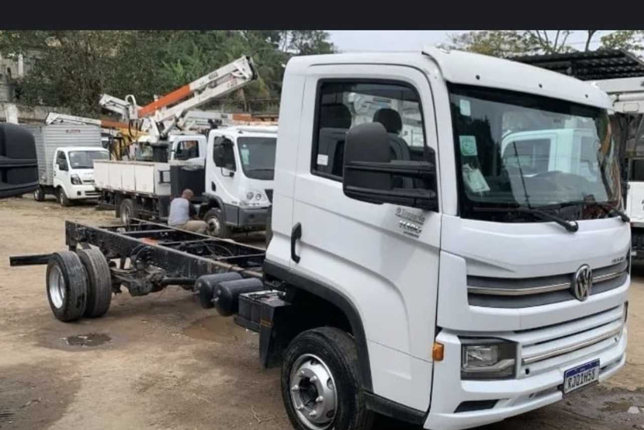 Volkswagen 11-180 Delivery  - 20/21 3