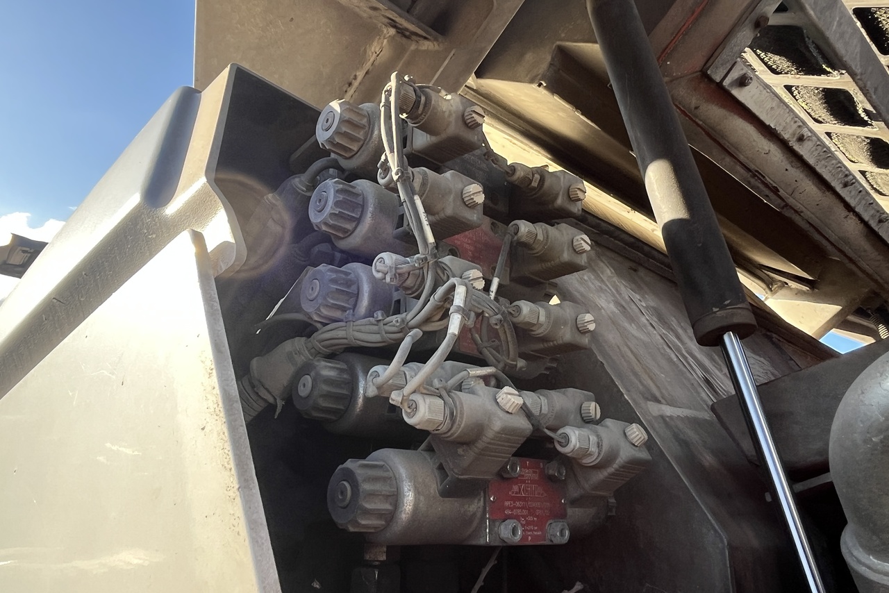 Wirtgen W100F - 08/08 12