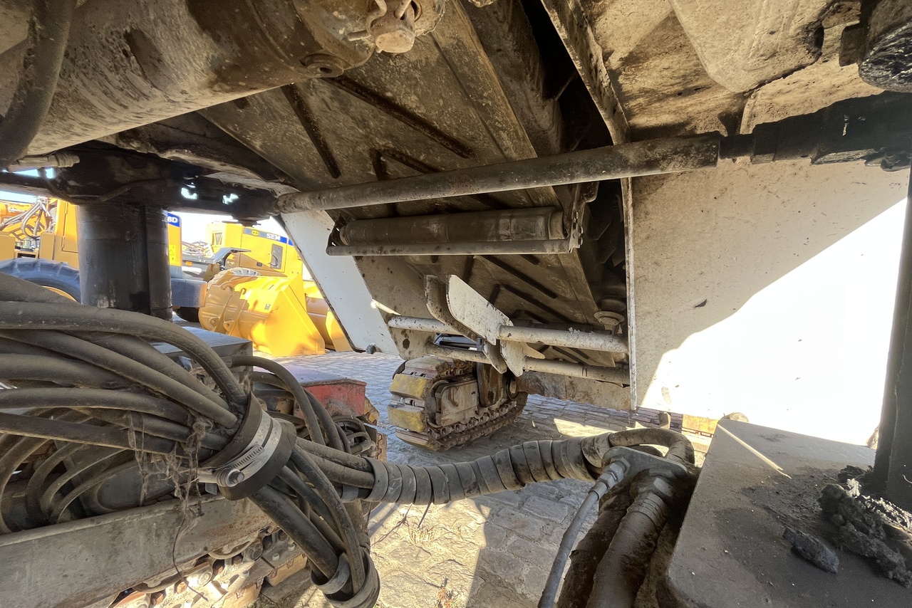 Wirtgen W100F - 08/08 17