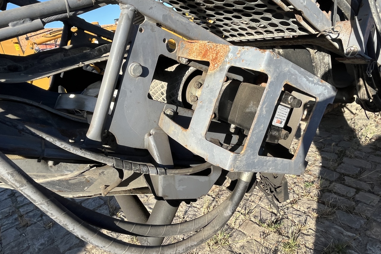 Wirtgen W100F - 08/08 19
