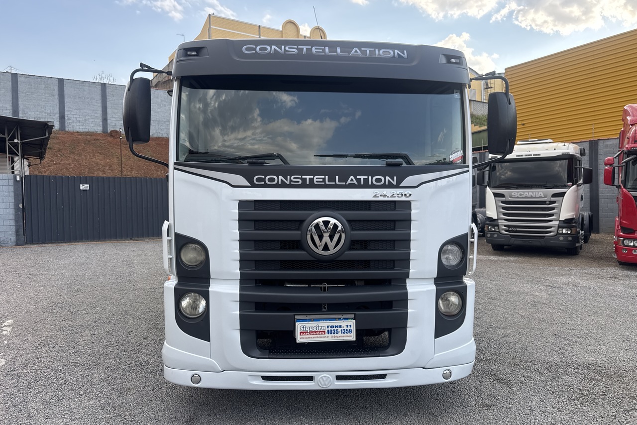 Volkswagen 24-250 E Constellation 3-Eixos - 11/11 6