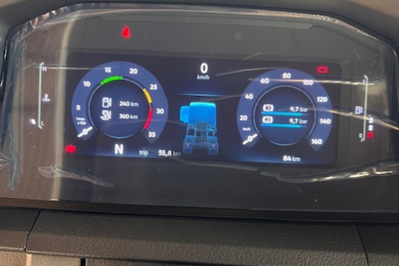 Volkswagen 11-180 Delivery  - 25/26 13