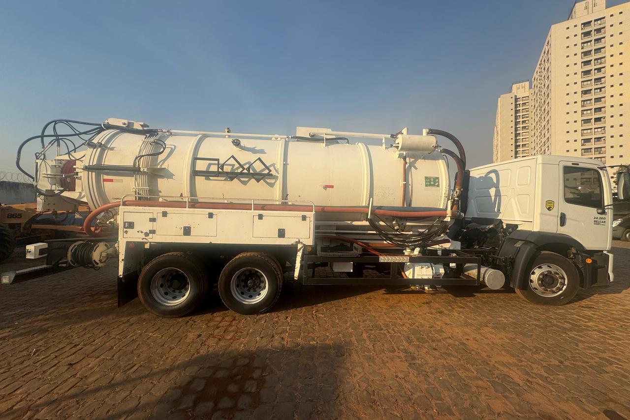 Volkswagen 24-260 Constellation 6x2 - 21/21 5
