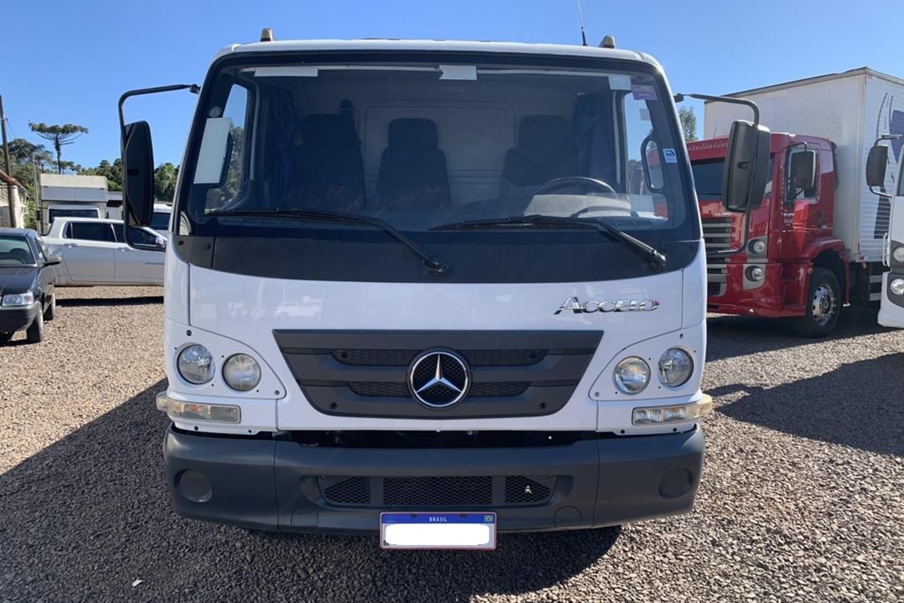 Mercedes Benz Accelo 815 - 12/12 4