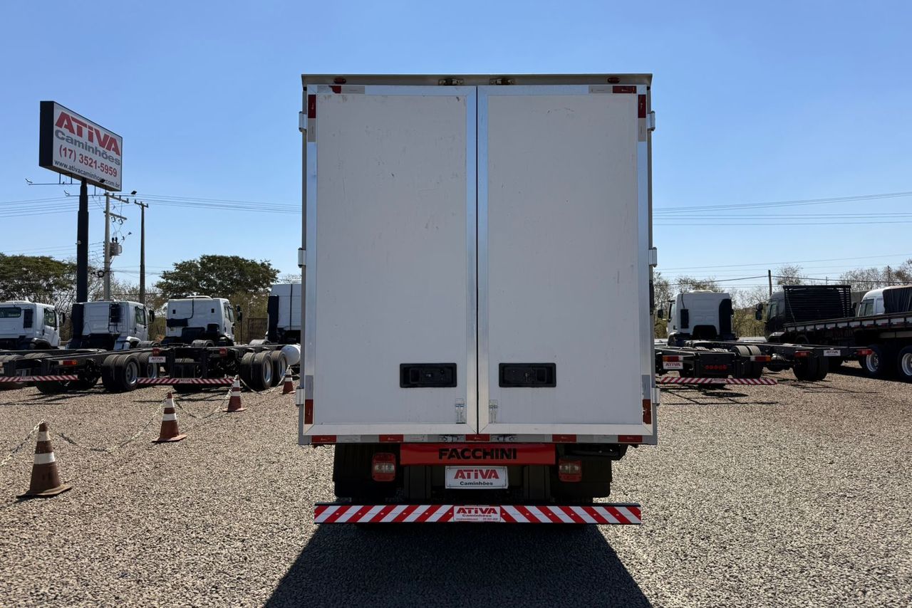 Volkswagen Delivery Express - 19/20 5