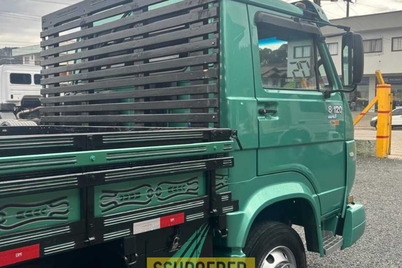 Volkswagen 8 120 - 05 6