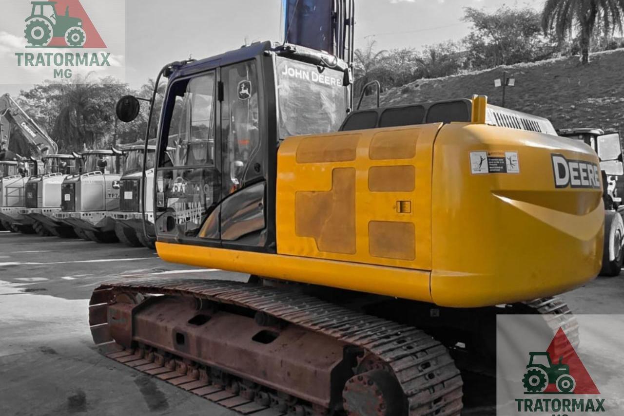 John Deere  200G - 20/20 2