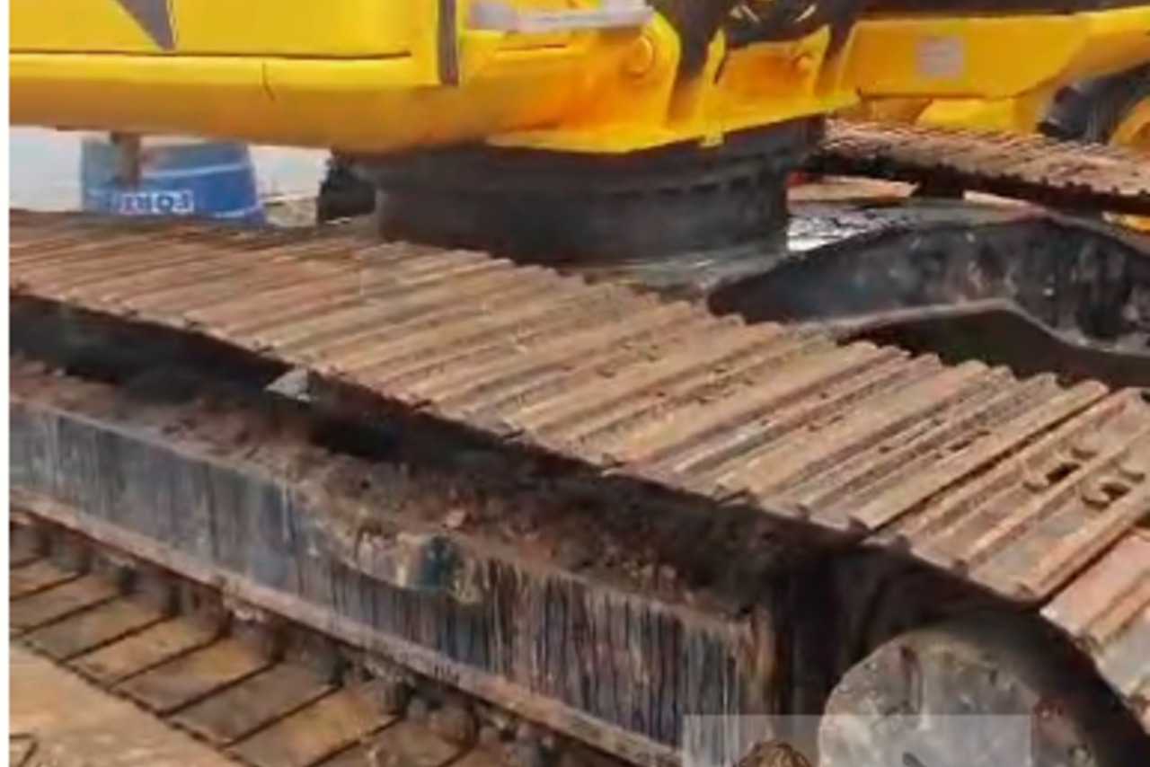 JCB JS200 LC - 13/13 8
