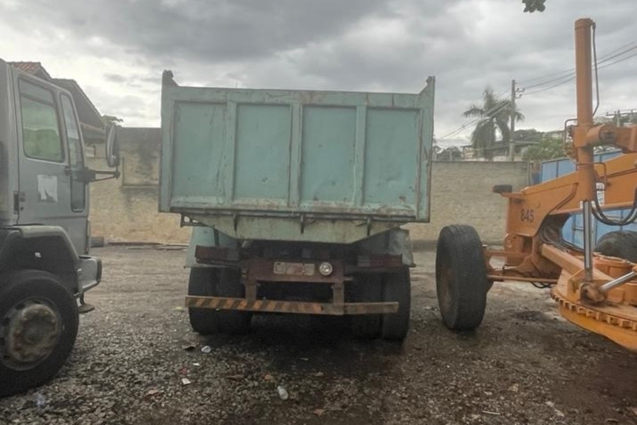 Mercedes Benz MB 1518 - 88/88 3