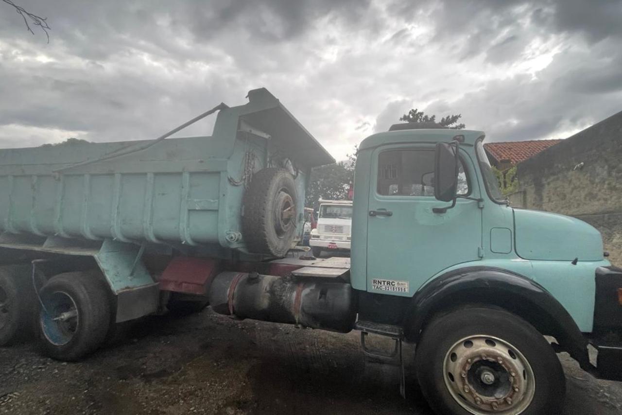 Mercedes Benz MB 1518 - 88/88 4