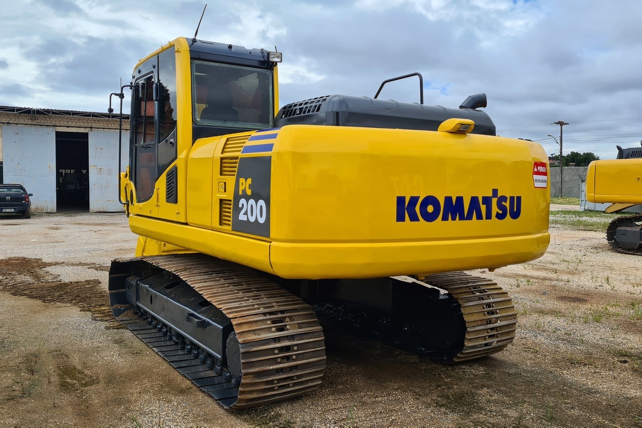 Komatsu PC200 - 09/09 3