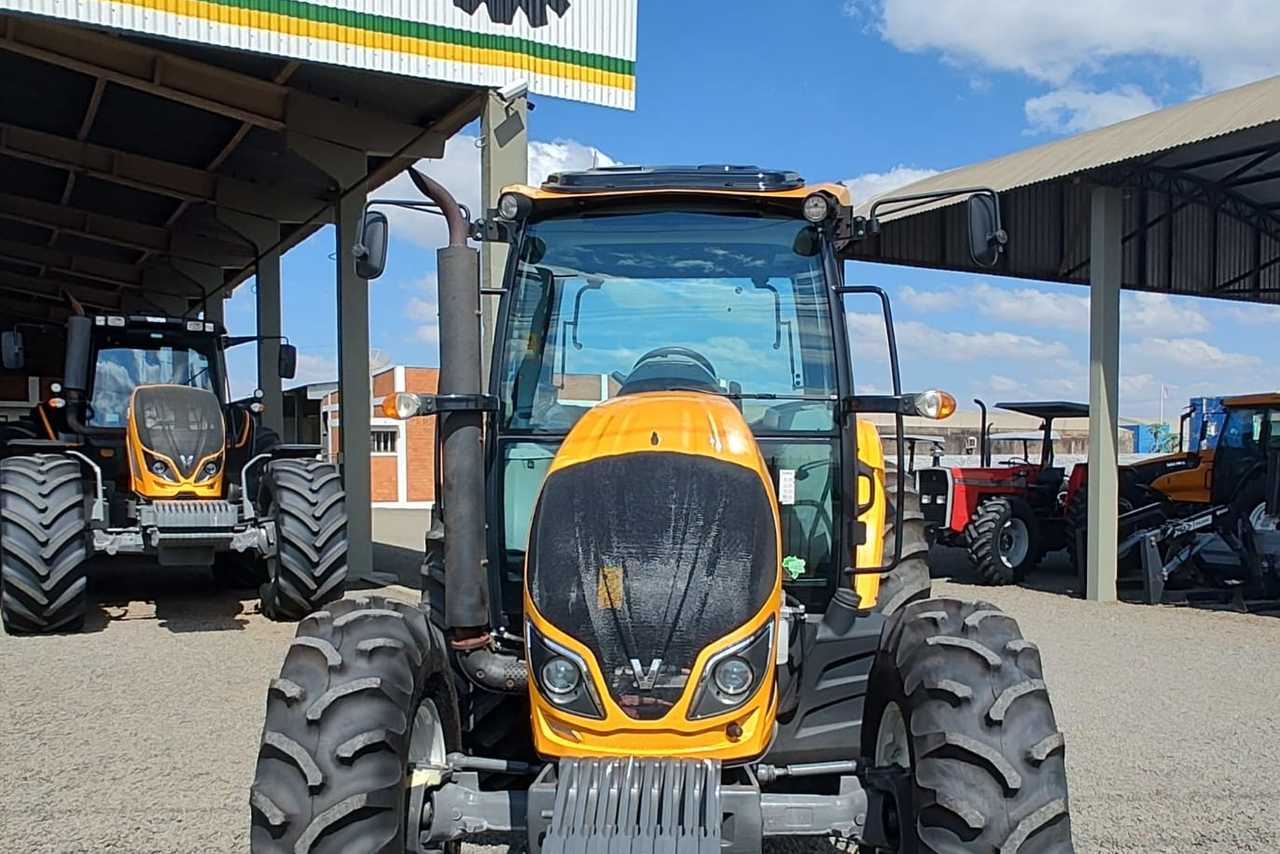 Valtra Outros - 19/20 3