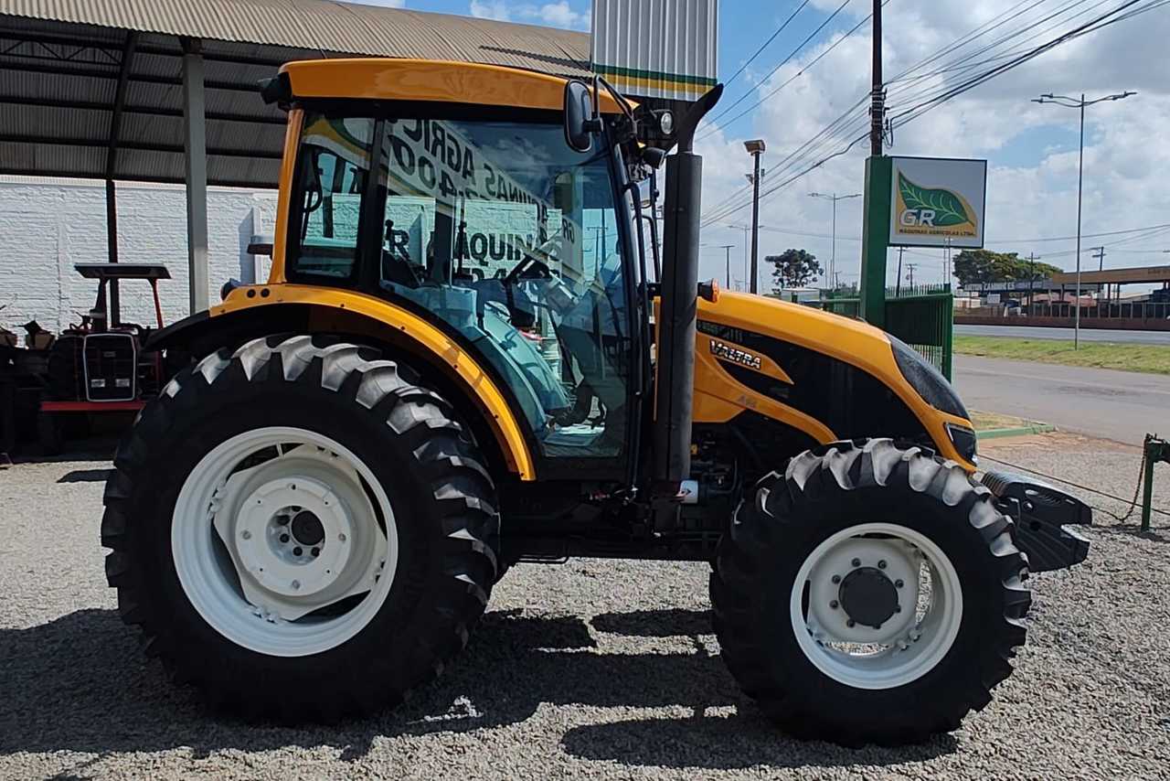 Valtra Outros - 19/20 6