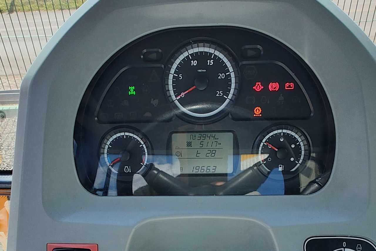 Valtra Outros - 19/20 7